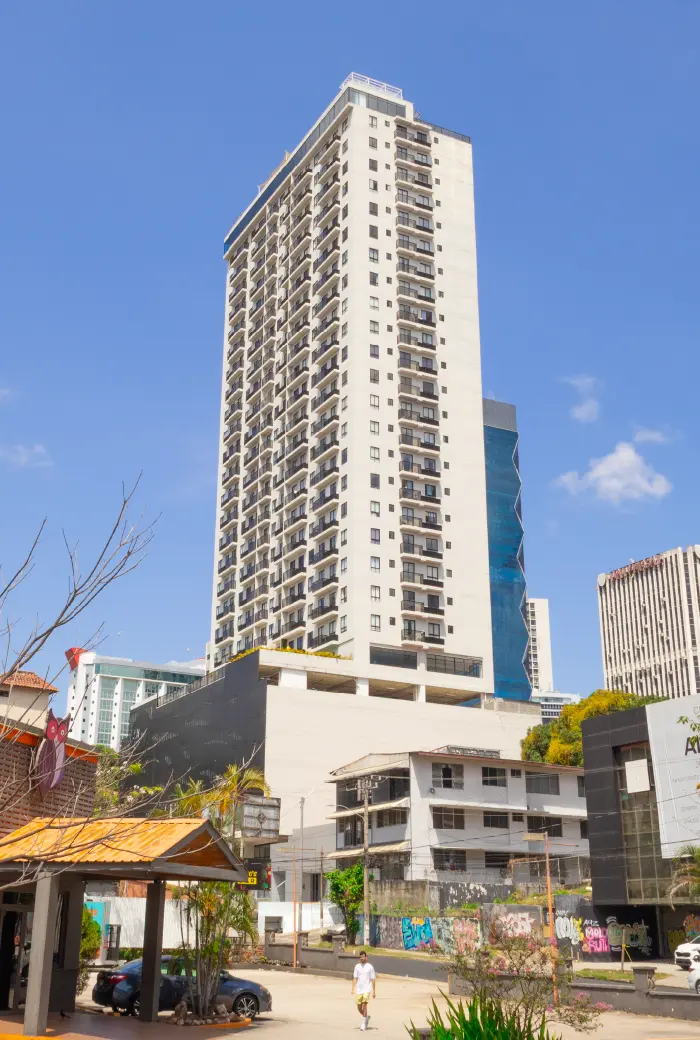 Descubre un estilo de vida donde la comodidad y la productividad se encuentran.